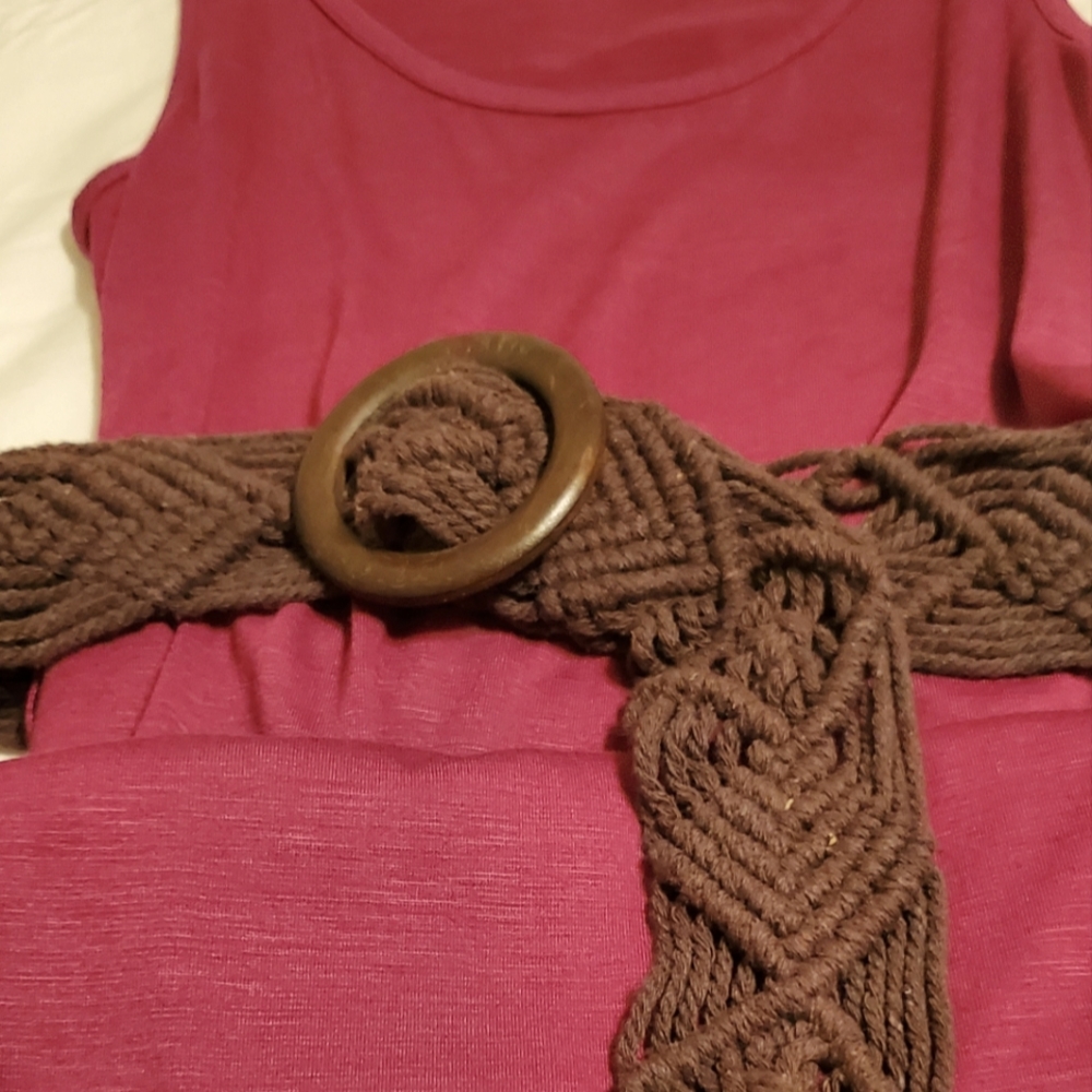 New, High/ Low, Stylish, belted dress - Picture 3 of 6